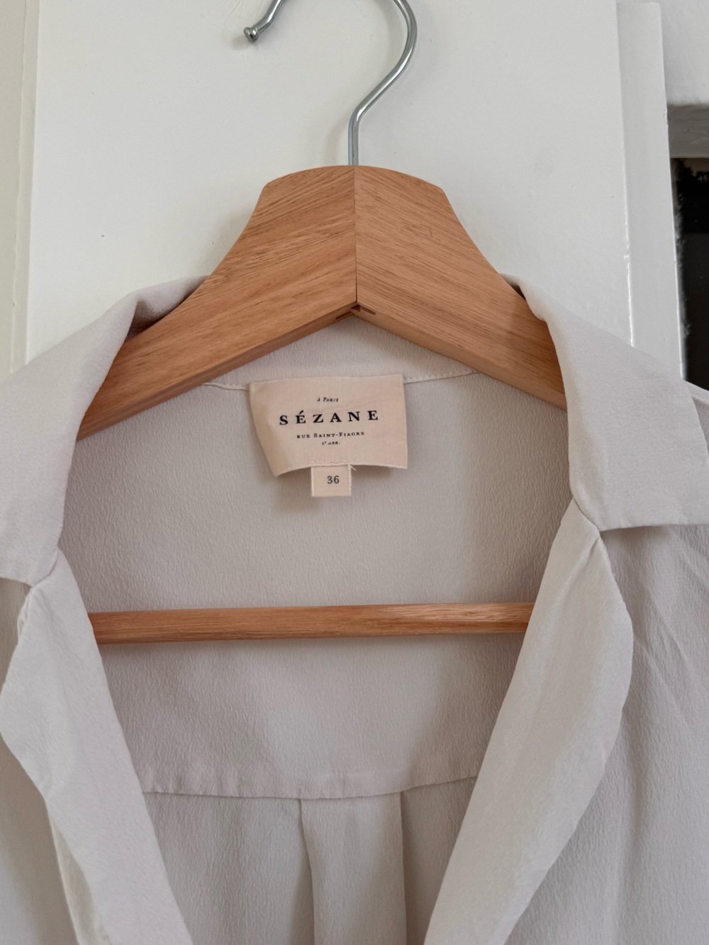 Sézane Florence 100% Silk Blouse Ecru Ivory FR 36 US 4/6 Button Down Shirt - Picture 6 of 7